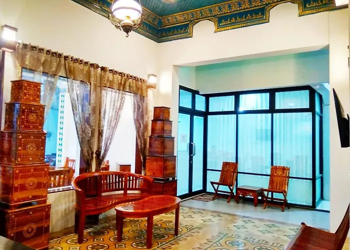 Hotel Keluarga Djagalan Raya Surabaya